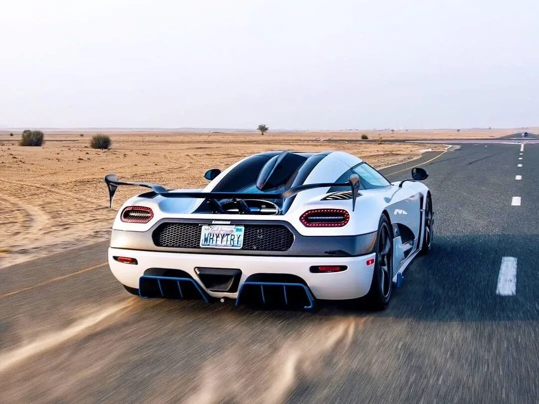 Parte Trasera Koenigsegg Agera RS1 Blanco