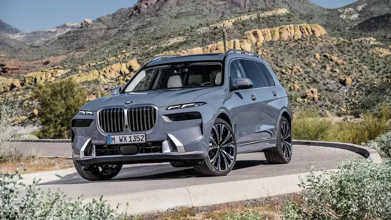 BMW X7 M Gris