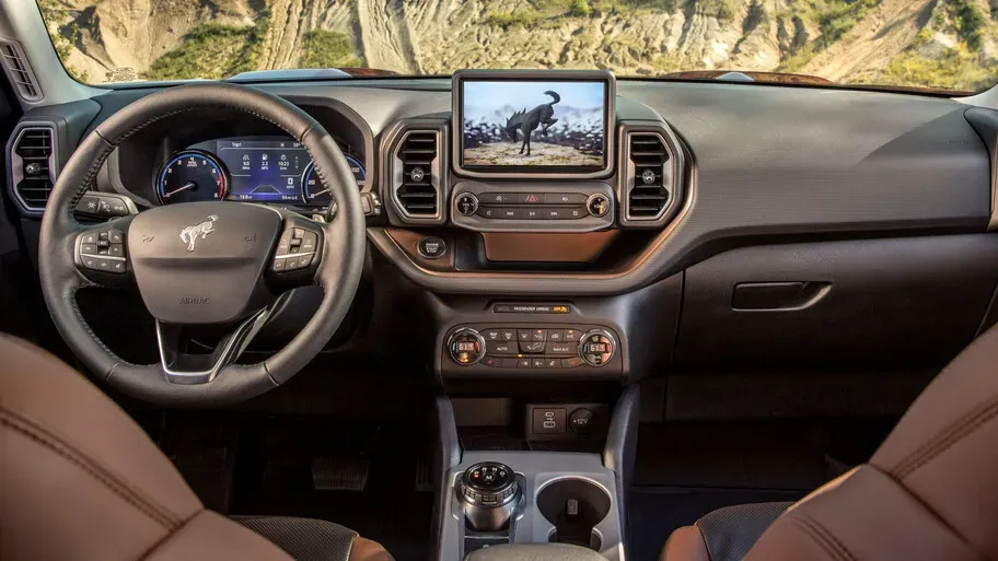 Interior Ford Bronco 2021