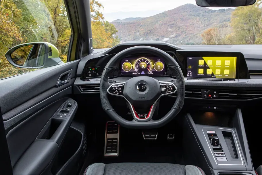 Interior Volkswagen GTI 2022