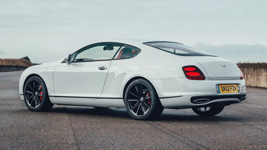 Lateral Bentley Continental Supersports 2017 Blanco