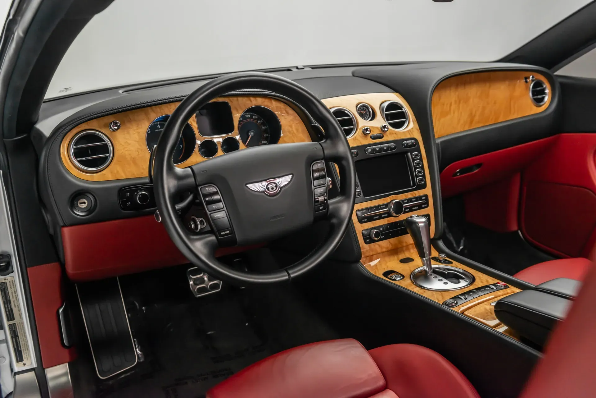 Interior Bentley Continental GT 2005