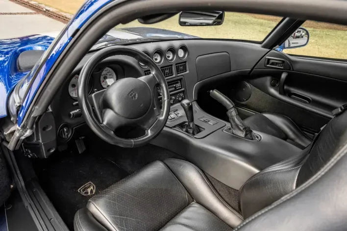 Interior Dodge Viper 1997