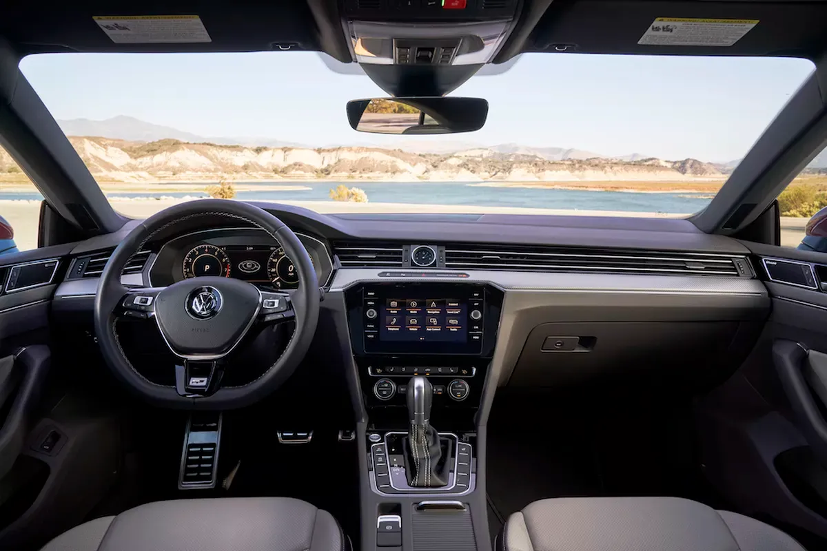 Interior Volkswagen Arteon 2019