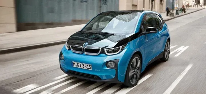 BMW i3 Azul