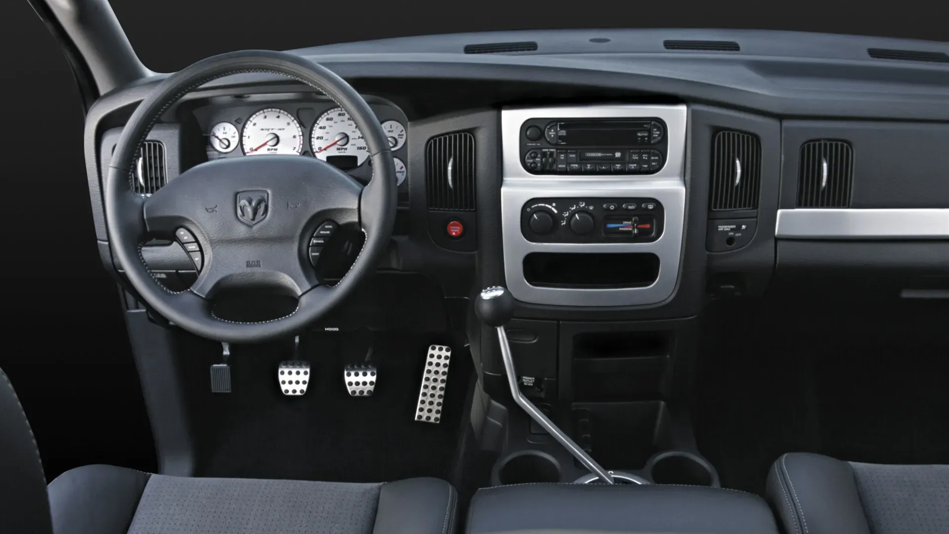 Interior Dodge Ram SRT-10 2004