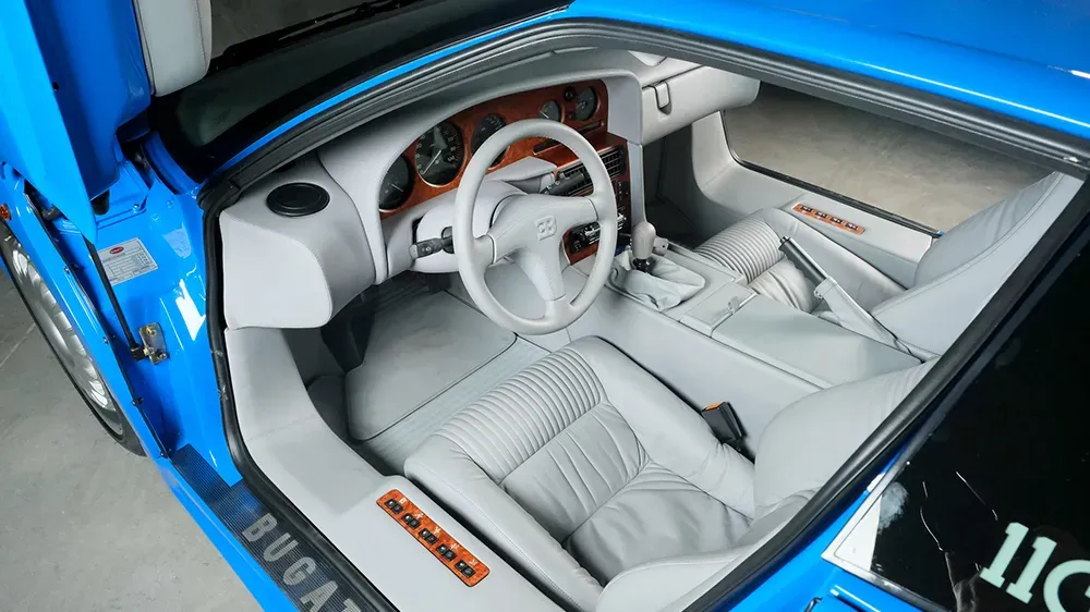 Interior Bugatti EB110