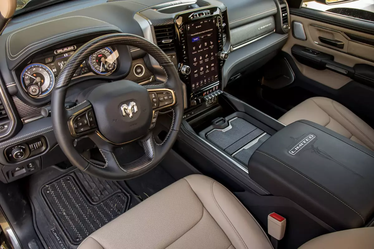 Interior Ram 1500 Limited 2019