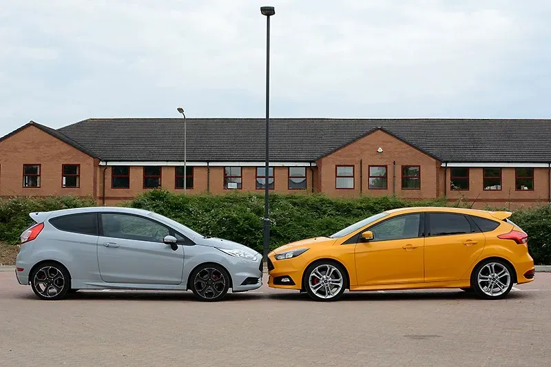  Ford Focus ST / Fiesta ST