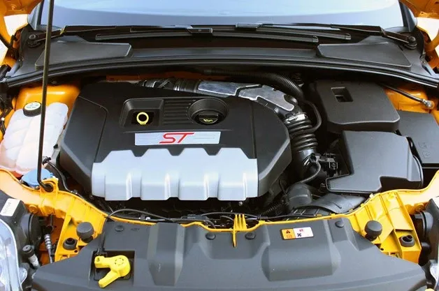 Motor Ford Focus ST 2013