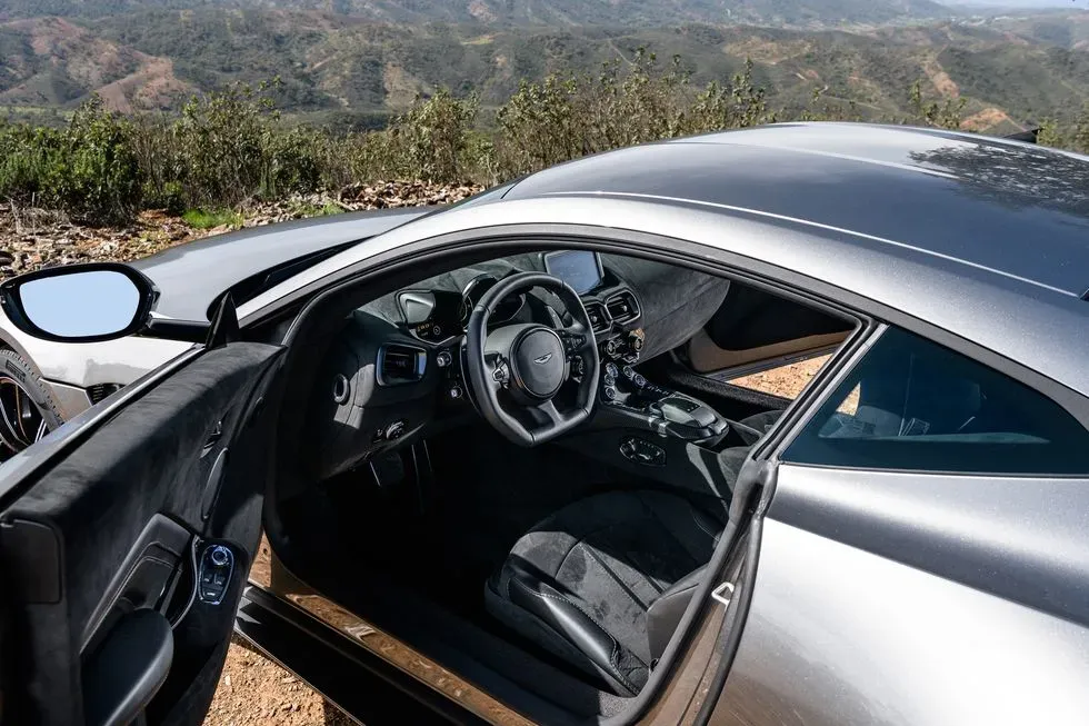 Interior Aston Martin Vantage 2019