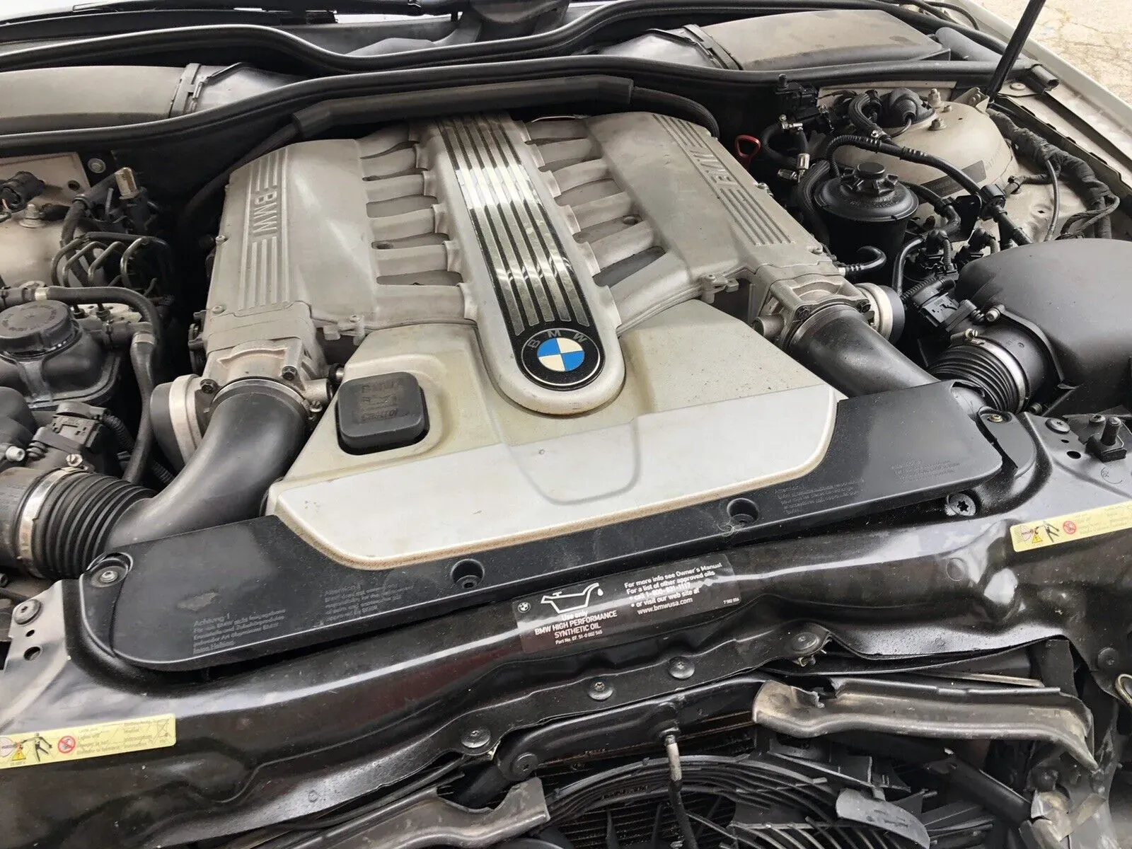 Motor BMW 760Li 2003