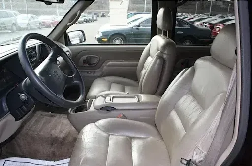 Interior Chevrolet Suburban 1996