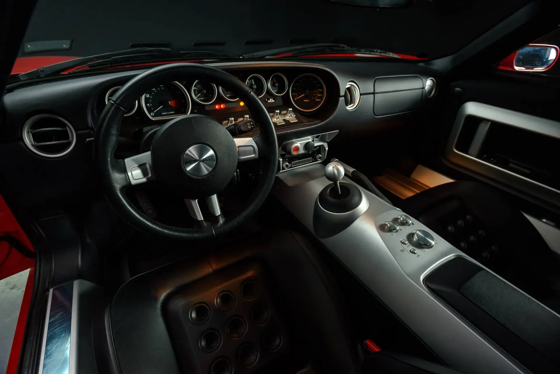 Interior Ford GT 2005