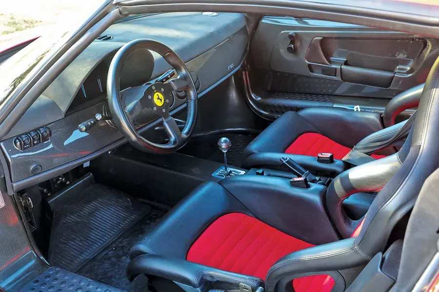 Interior Ferrari F50 1995