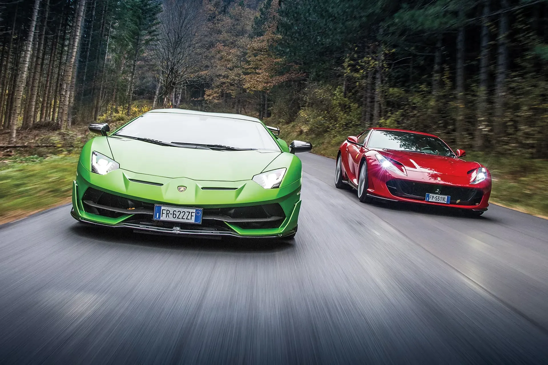 Ferrari 812 GTS Rojo vs Lamborghini Aventador SVJ Verde