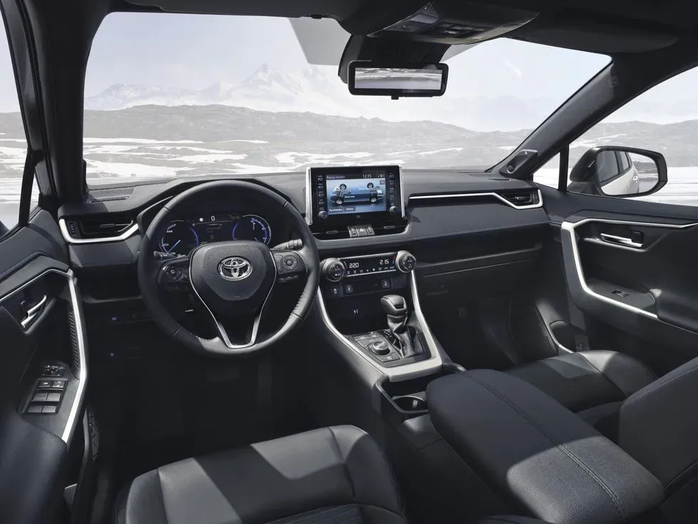 Interior Toyota RAV4 2019