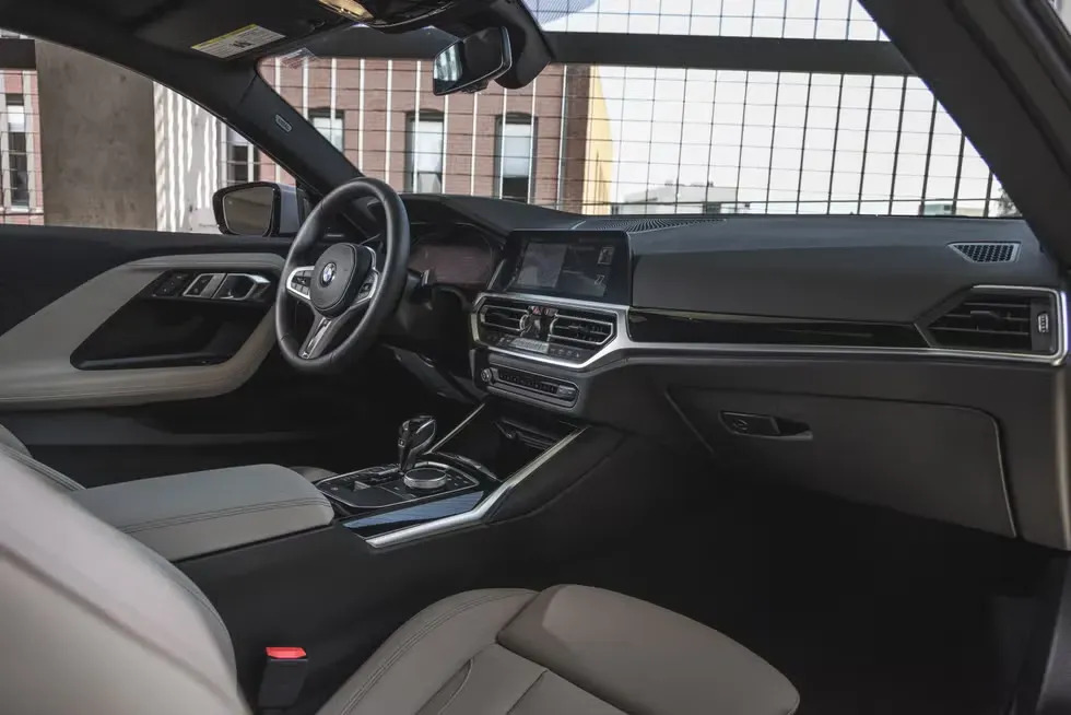 Interior BMW M240i xDrive Coupé 2023