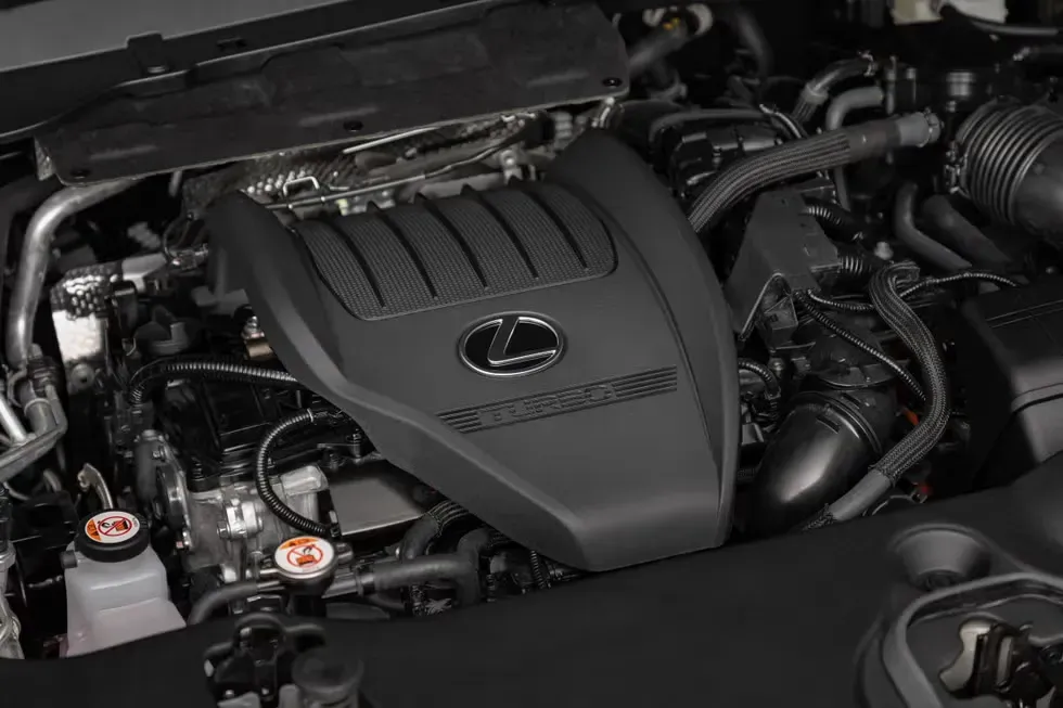 Motor Lexus TX 2024