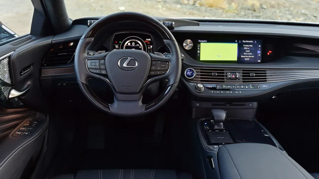 Interior Lexus LS 500h 2018