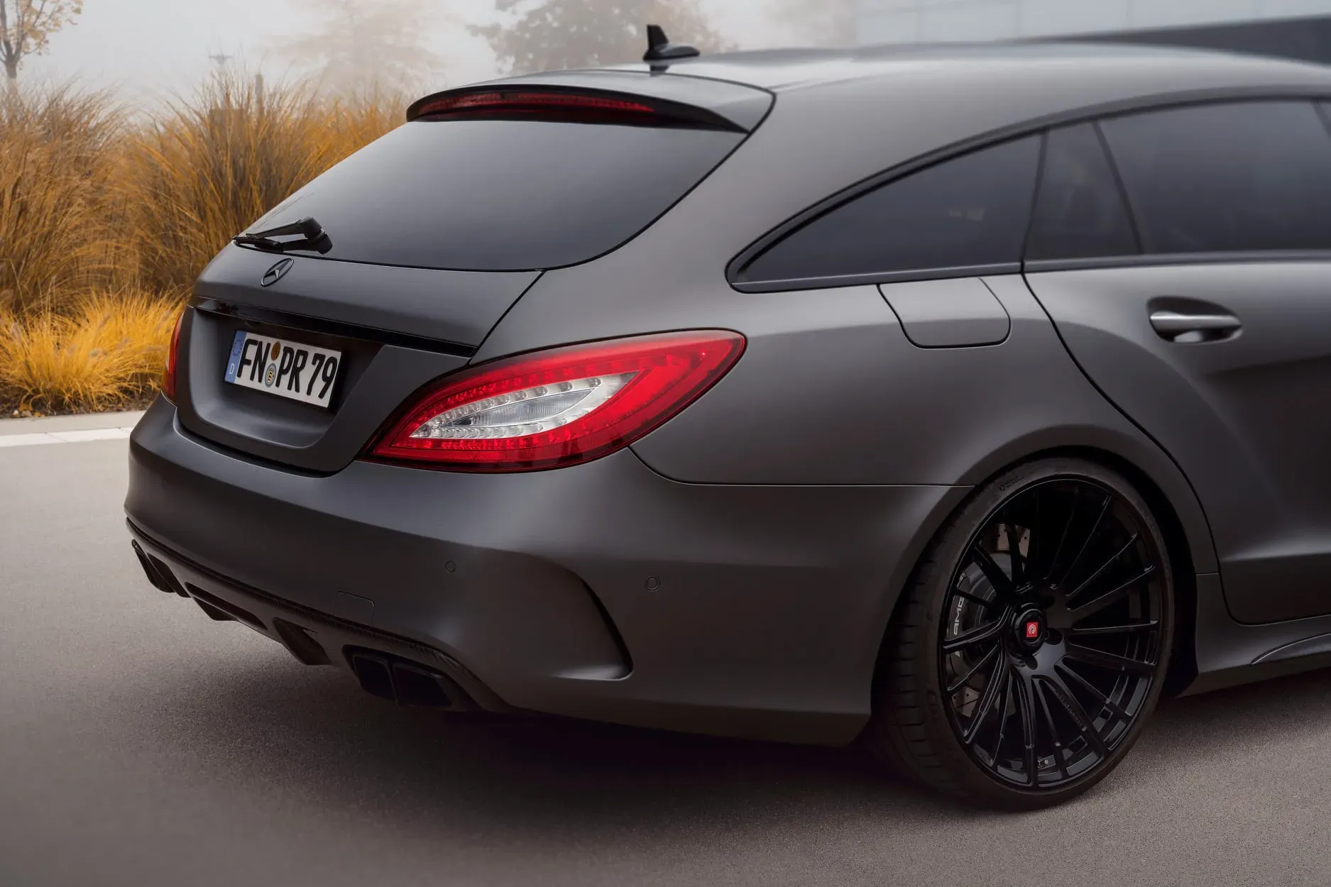 Parte Trasera Mercedes-Benz CLS 63 AMG Shooting Brake Gris