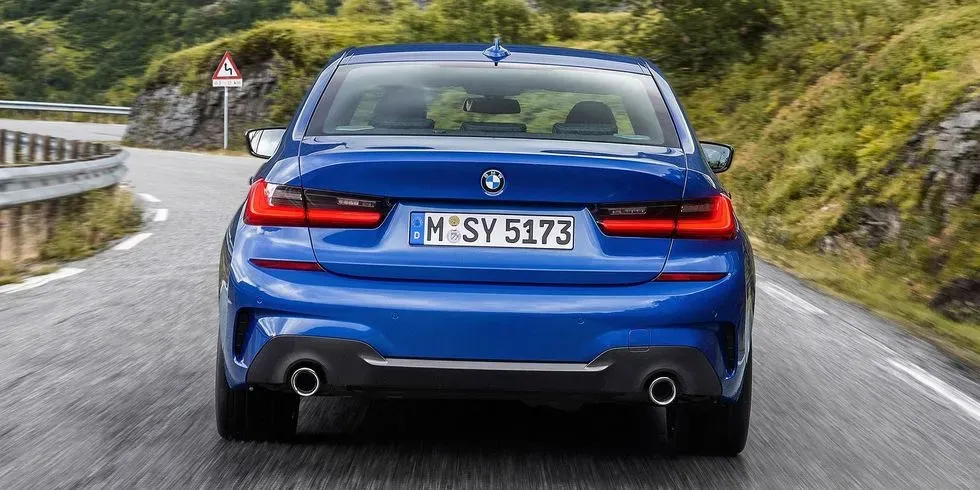 Parte Trasera BMW Serie 3 2019 Azul