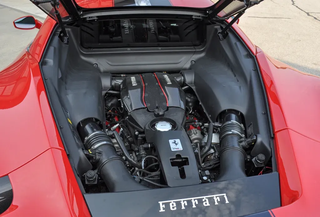 Motor Ferrari 488 Pista