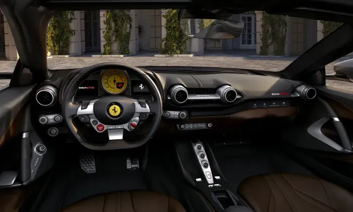 Interior Ferrari 812 GTS