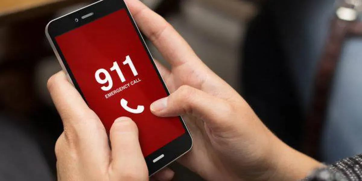 Teléfono en llamada al 911 