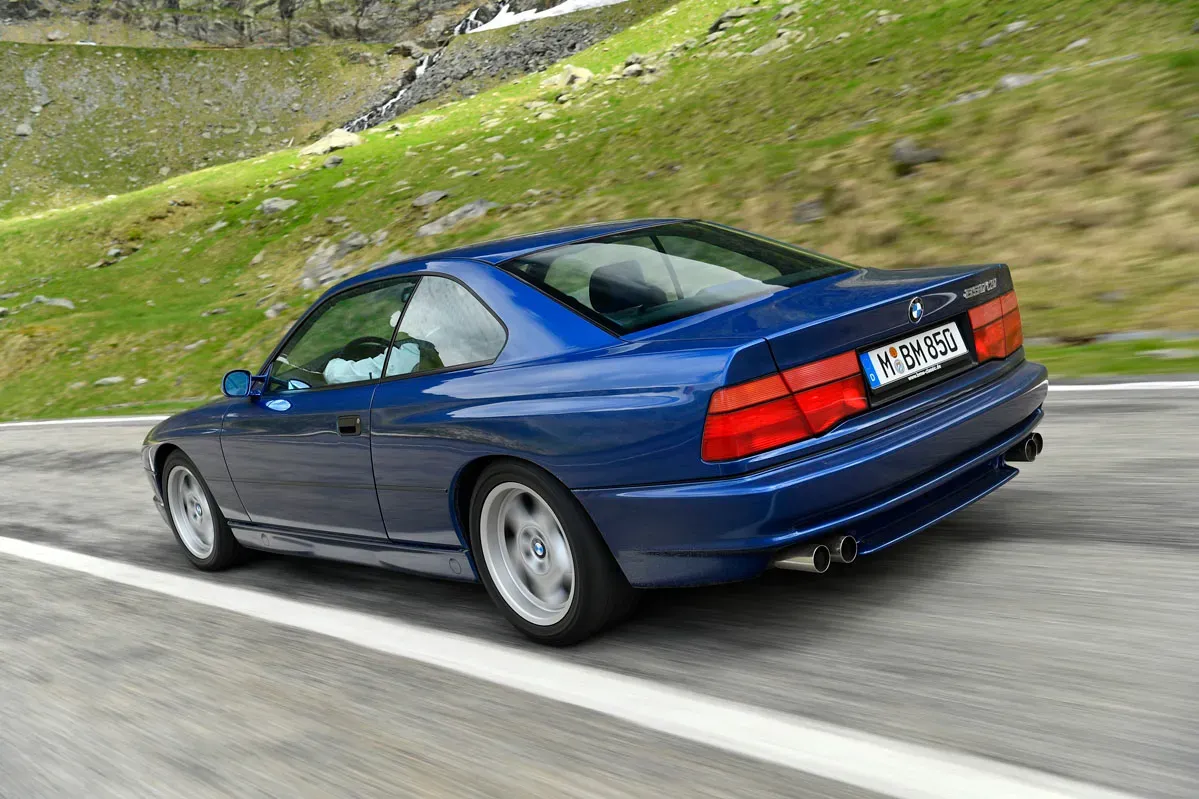 Parte Trasera BMW 850 CSi Azul