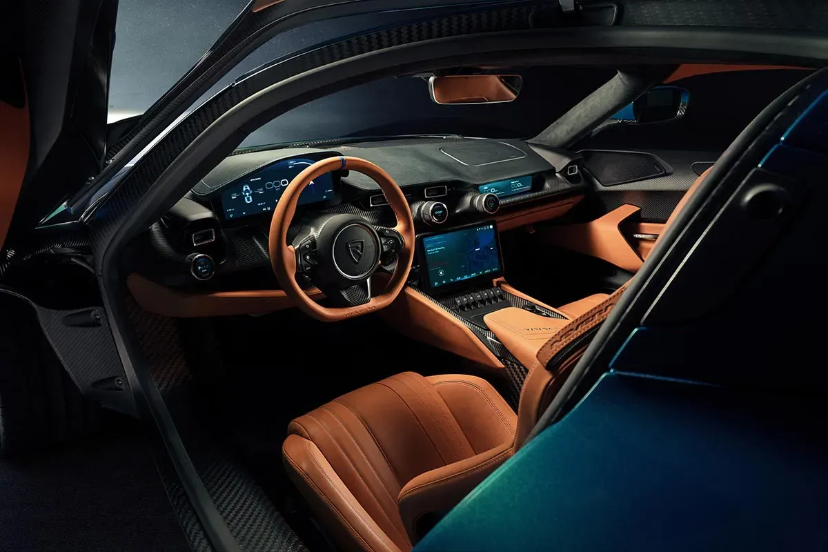 Interior Rimac Nevera Azul