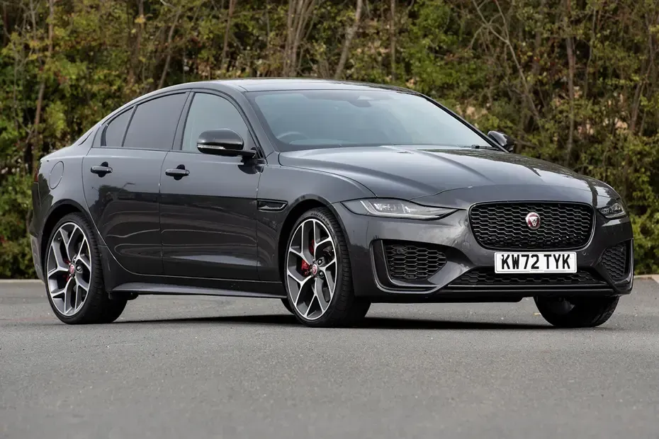 Jaguar XE Gris