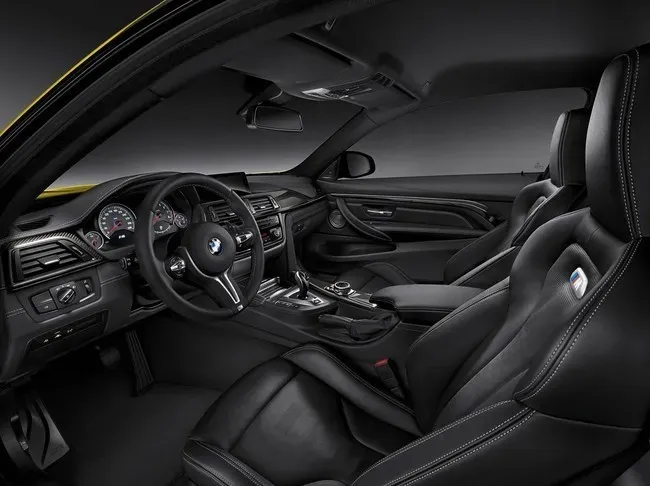 Interior BMW M4 2014