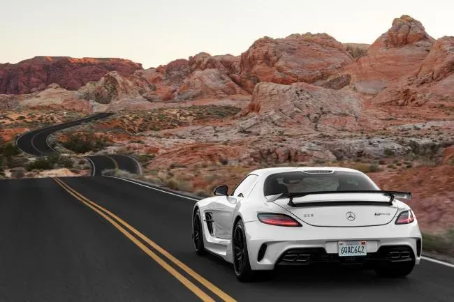 Parte Trasera Mercedes-Benz SLS Black Series Blanco