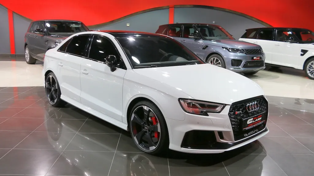 Audi RS3 quattro