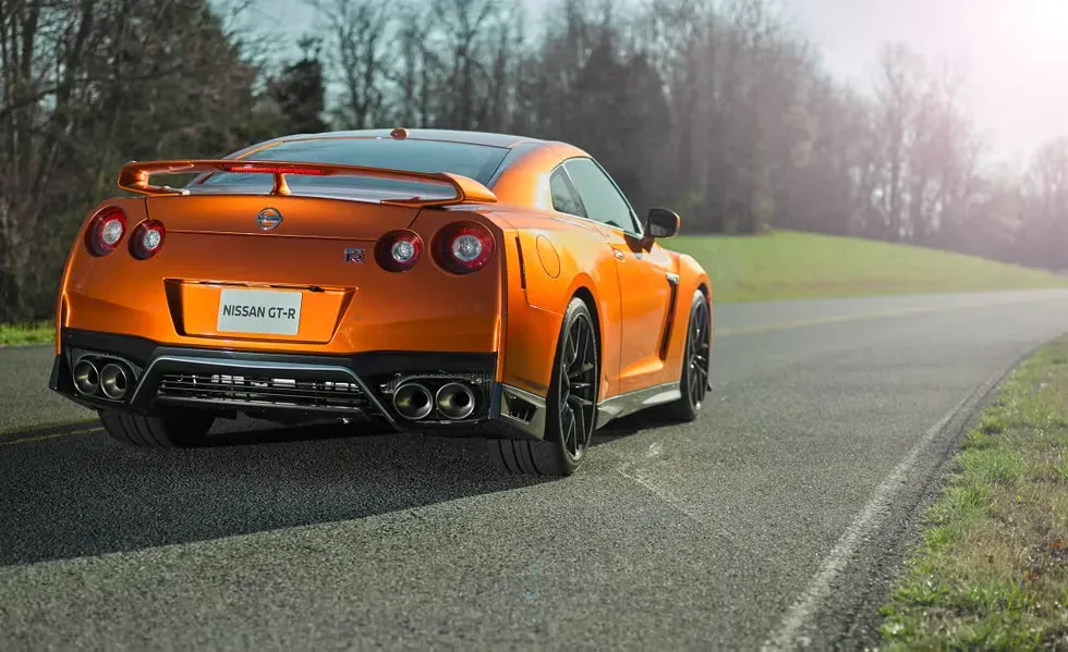 Parte Trasera Nissan GT-R 2017 Naranja