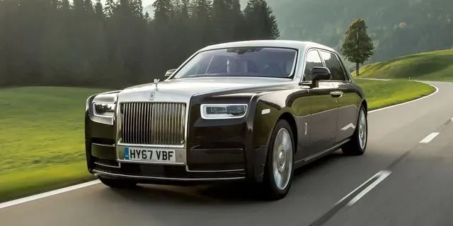 Rolls-Royce Phantom 8 Negro