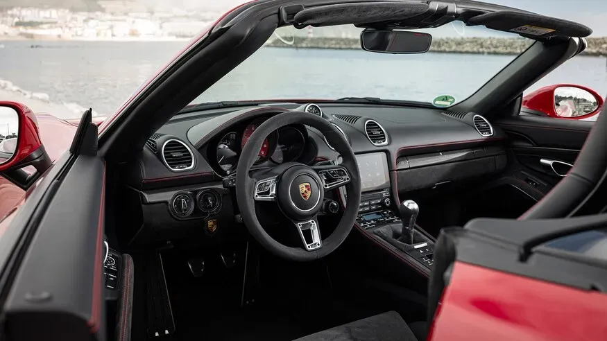 Interior Porsche Boxster GTS 2023