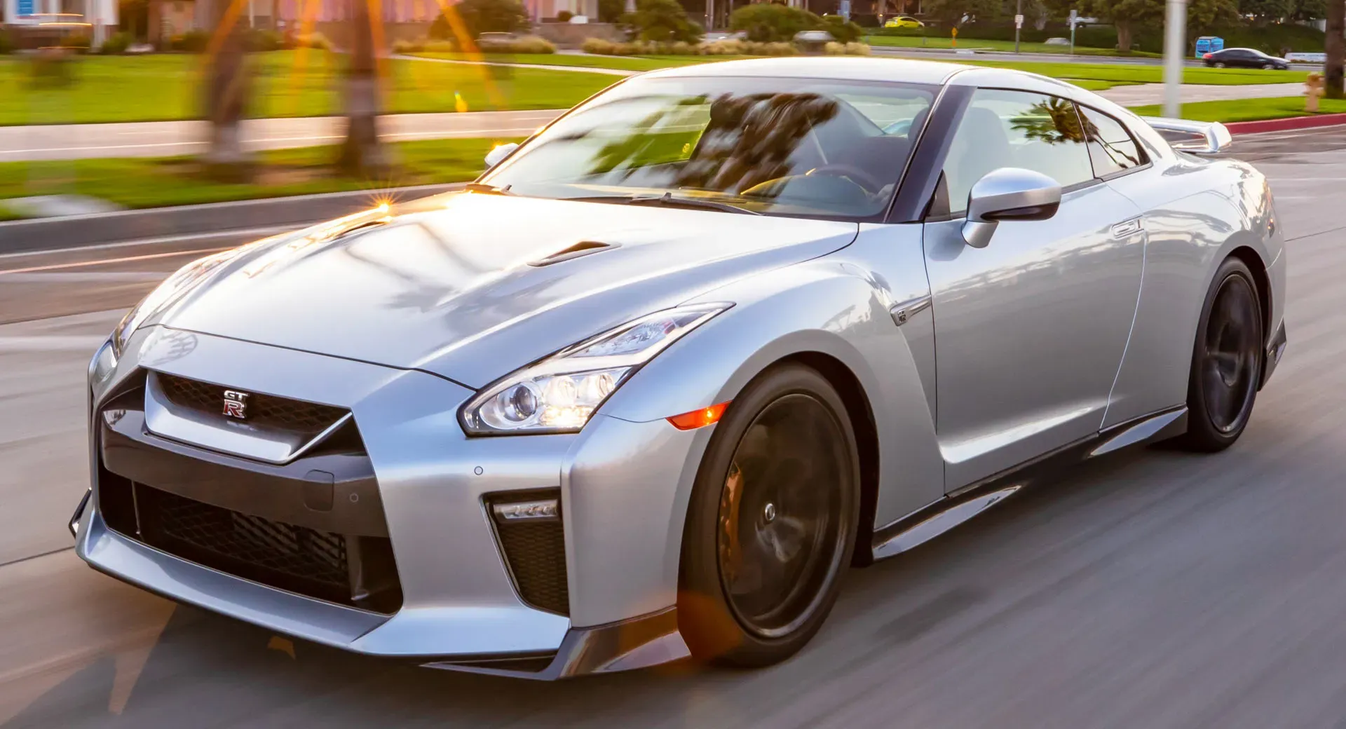 Nissan GTR 2019 Plateado