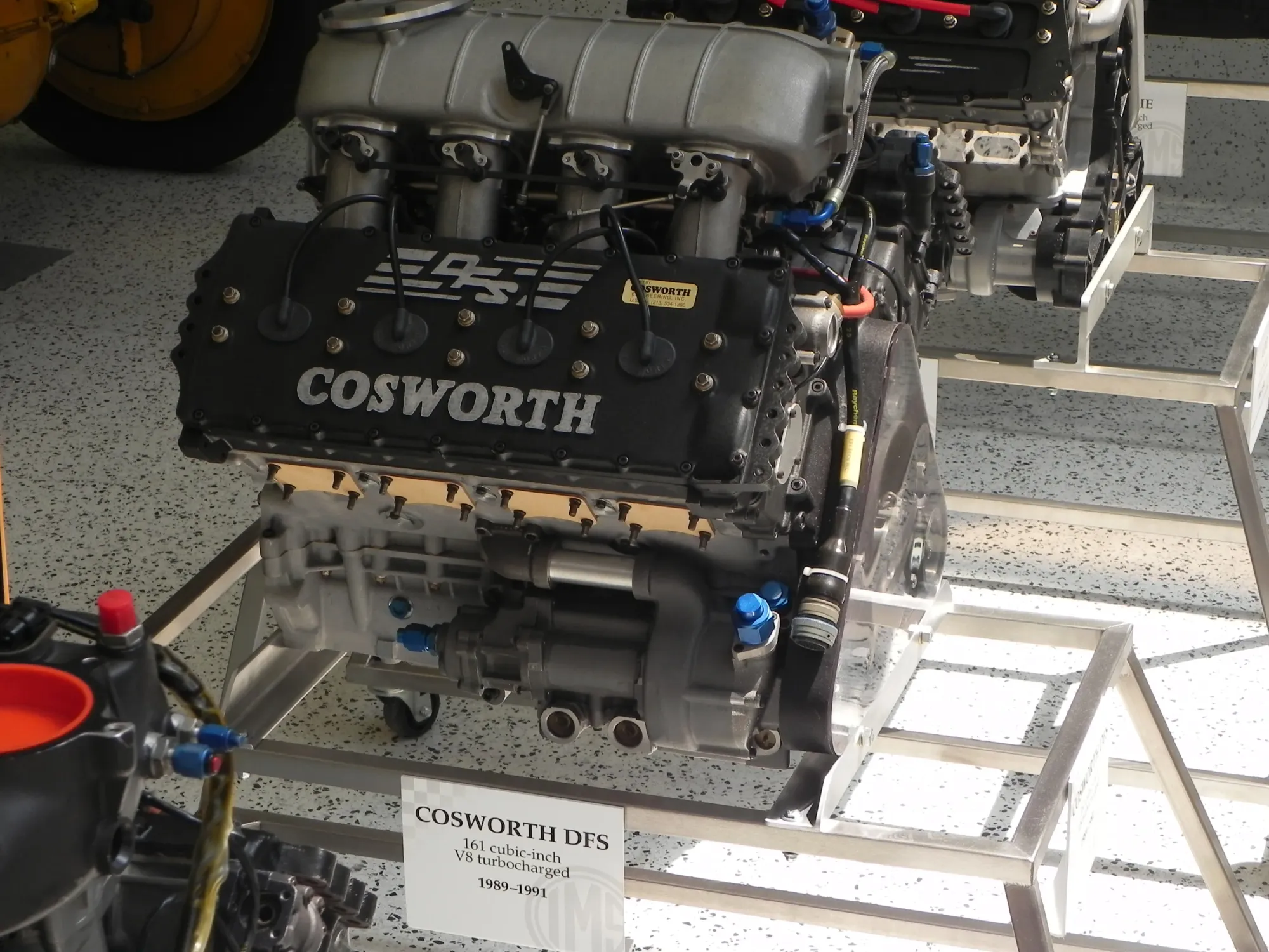 Motor Cosworth V8