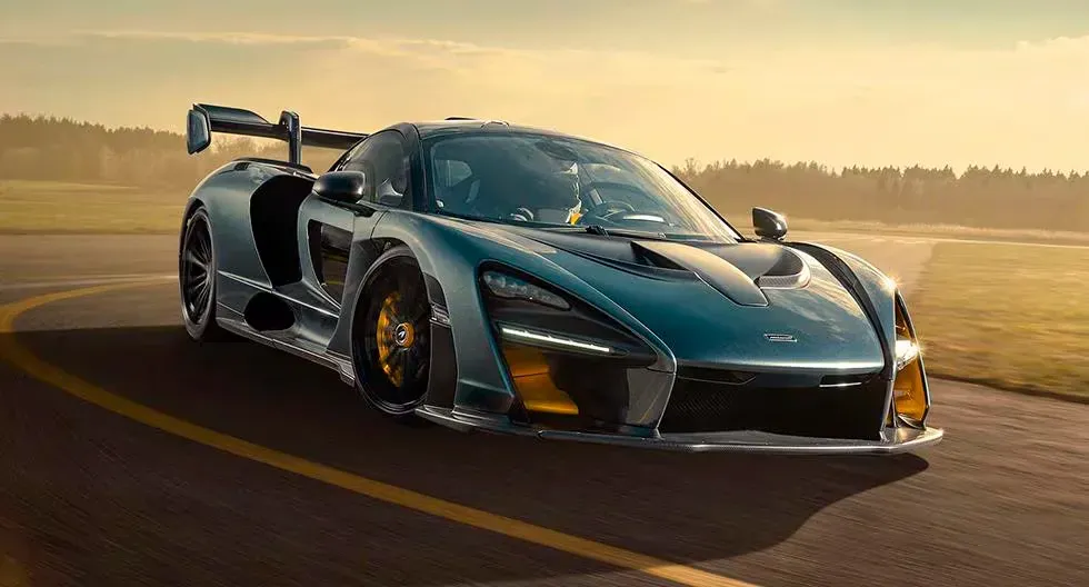 McLaren Senna Azul