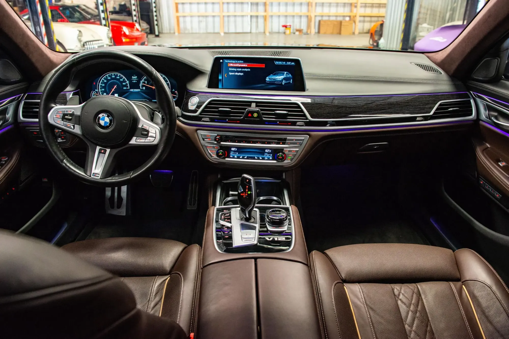 Interior BMW M760i 2018