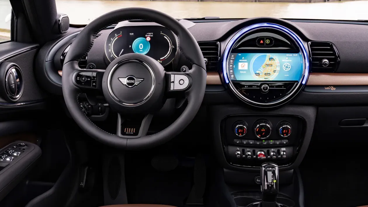 Interior Mini Clubman 2023