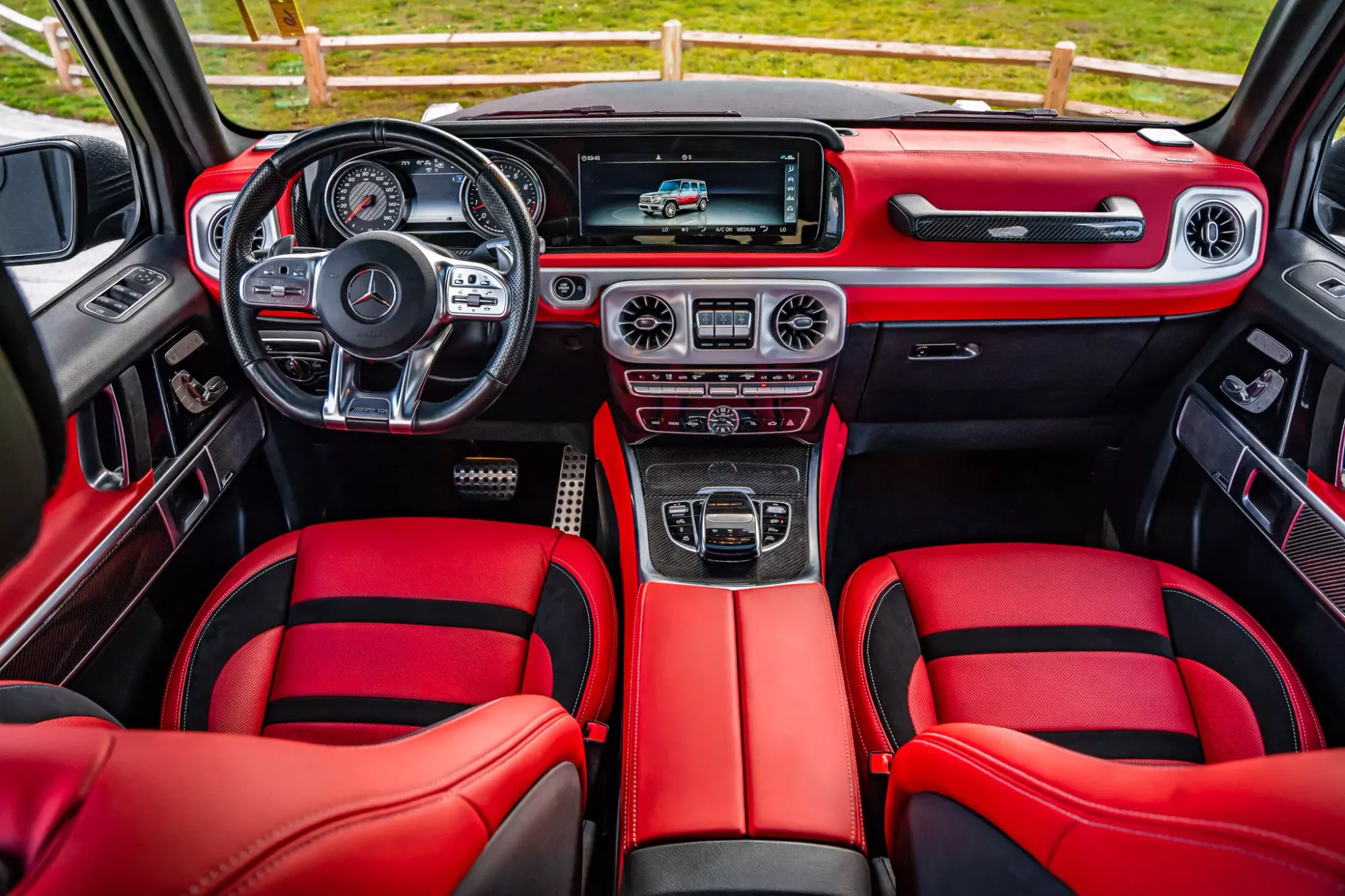 Interior Mercedes-Benz G 63 AMG 6x6