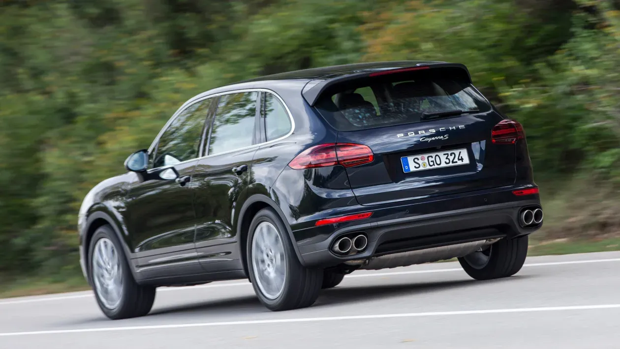 Parte Trasera Porsche Cayenne Diesel S 2014 Negro