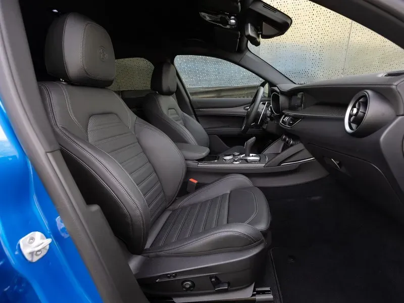 Interior Alfa Romeo Stelvio Quadrifoglio