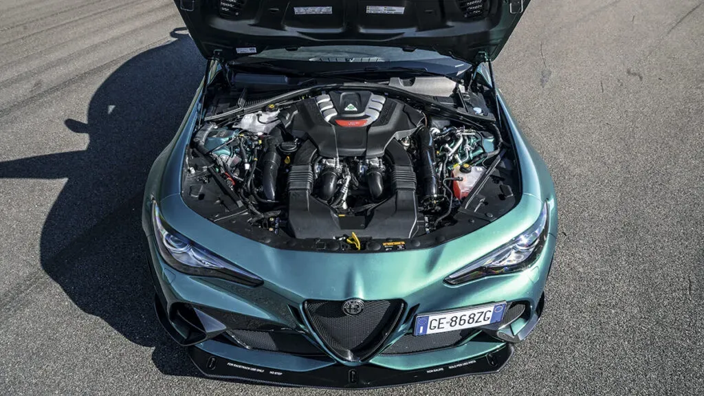 Motor Alfa Romeo Giulia GTAm