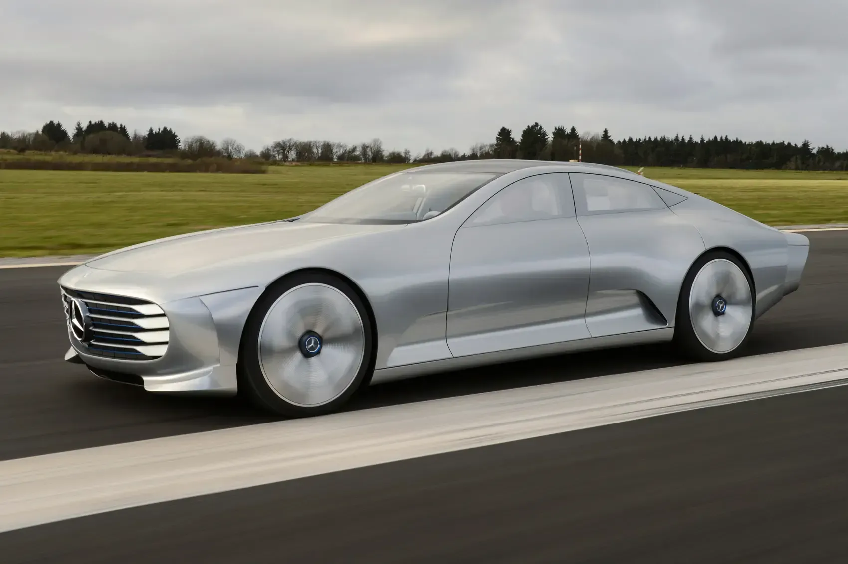 Mercedes-Benz IAA Concept Plateado