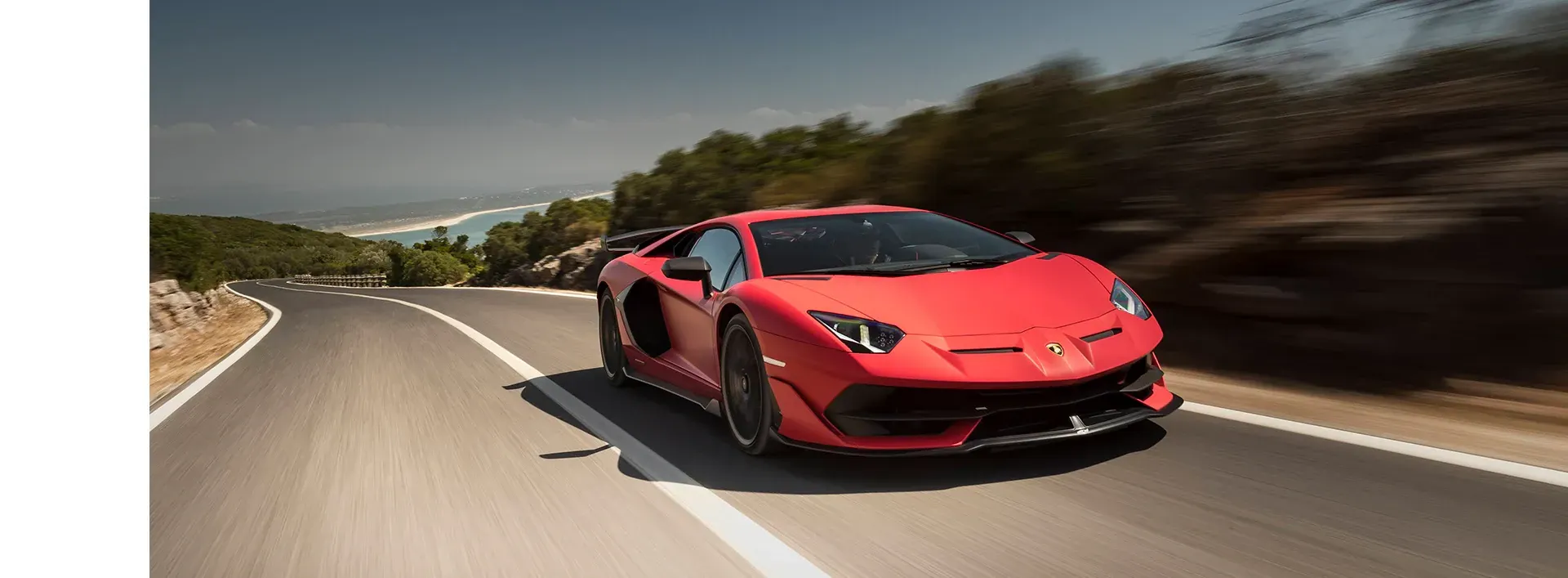 Lamborghini Aventador SVJ Rojo