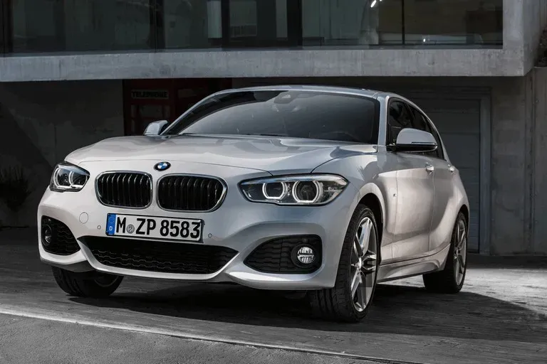 BMW125i M Sport 2015 Plateado